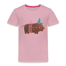 Lade das Bild in den Galerie-Viewer, Kinder Premium T-Shirt - Schwein feiert Geburtstag - Hellrosa