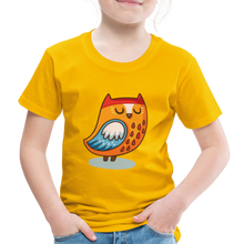Lade das Bild in den Galerie-Viewer, Kinder Premium T-Shirt - Eule - Sonnengelb