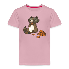 Lade das Bild in den Galerie-Viewer, Kinder Premium T-Shirt - Waschbär mit Keksen - Hellrosa