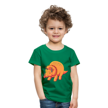 Lade das Bild in den Galerie-Viewer, Kinder Premium T-Shirt - Dino Triceratops - Kelly Green