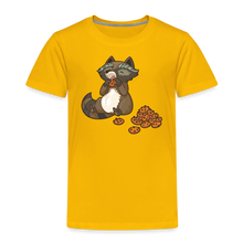 Lade das Bild in den Galerie-Viewer, Kinder Premium T-Shirt - Waschbär mit Keksen - Sonnengelb