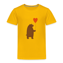 Lade das Bild in den Galerie-Viewer, Kinder Premium T-Shirt - Bär mit Herz Ballon - Sonnengelb
