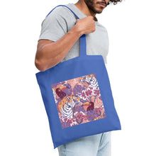 Lade das Bild in den Galerie-Viewer, Design Jutebeutel - Flowers and Animals - Hellblau