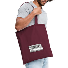 Lade das Bild in den Galerie-Viewer, Jutebeute mit Vintage Kassette - Burgunderrot