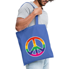 Lade das Bild in den Galerie-Viewer, Jutebeutel mit Peace-Zeichen in Regenbogenfarben - Hellblau
