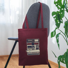 Lade das Bild in den Galerie-Viewer, Jutebeutel mit Vintage Kamera - Burgunderrot