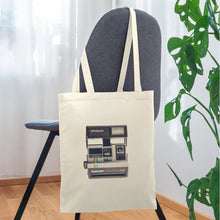 Lade das Bild in den Galerie-Viewer, Jutebeutel mit Vintage Kamera - Natur