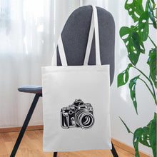 Lade das Bild in den Galerie-Viewer, Retro Jutebeutel mit Spiegelreflex-Kamera - Weiß