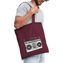 Lade das Bild in den Galerie-Viewer, Vintage Jutebeutel mit Kassetten-Rekorder - Burgunderrot