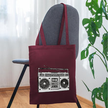 Lade das Bild in den Galerie-Viewer, Vintage Jutebeutel mit Kassetten-Rekorder - Burgunderrot