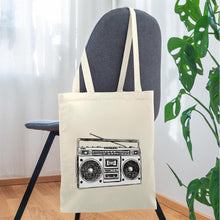 Lade das Bild in den Galerie-Viewer, Vintage Jutebeutel mit Kassetten-Rekorder - Natur