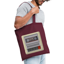Lade das Bild in den Galerie-Viewer, Vintage Stoffbeutel Kassetten-Rekorder - Burgunderrot