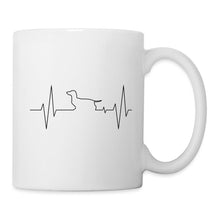 Lade das Bild in den Galerie-Viewer, Dackel Tasse - Herzschlag für den Dackel - white