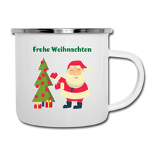 Lade das Bild in den Galerie-Viewer, Emaille-Tasse - Frohe Weihnachten mit Weihnachtsmann und Baum - Weiß
