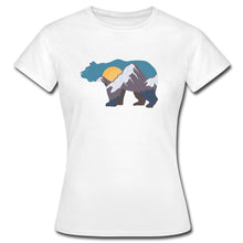 Lade das Bild in den Galerie-Viewer, Frauen T-Shirt mit Bär und Bergen - Weiß