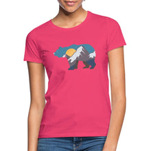 Lade das Bild in den Galerie-Viewer, Frauen T-Shirt mit Bär und Bergen - Azalea