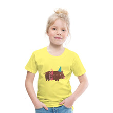 Lade das Bild in den Galerie-Viewer, Kinder T-Shirt - Schwein feiert Geburtstag - Gelb
