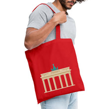 Lade das Bild in den Galerie-Viewer, Stoffbeutel Berlin mit Brandenburger Tor - Rot