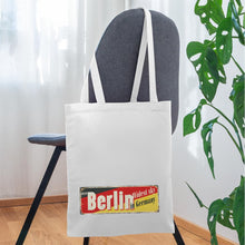 Lade das Bild in den Galerie-Viewer, Stoffbeutel over Berlin widest sky in Germany - Weiß