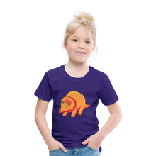 Lade das Bild in den Galerie-Viewer, Kinder Premium T-Shirt - Dino Triceratops - Lila
