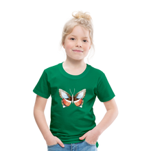 Lade das Bild in den Galerie-Viewer, Kinder Premium T-Shirt mit Schmetterling - Kelly Green

