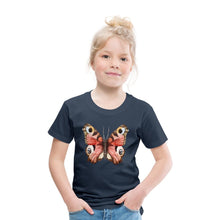 Lade das Bild in den Galerie-Viewer, Kinder T-Shirt - Schmetterling - Navy

